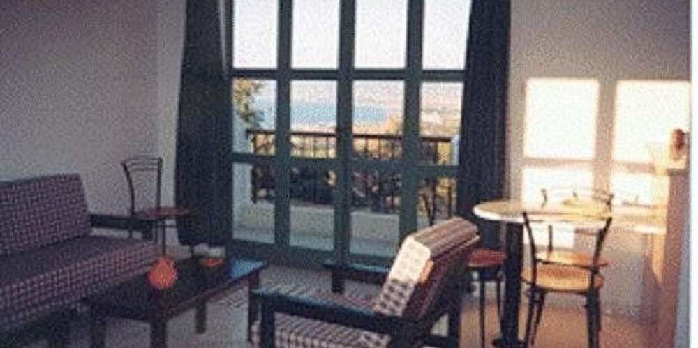 Agnades Apartments Polis ภายนอก รูปภาพ